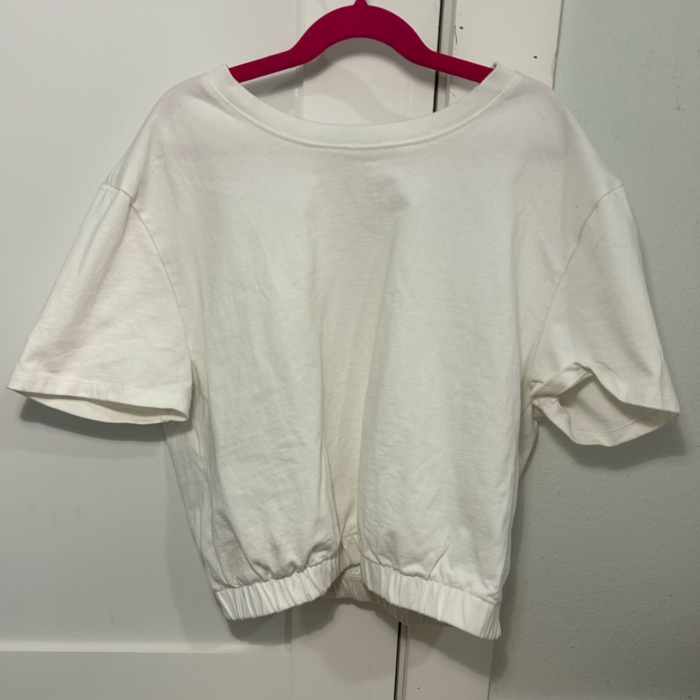 Wild fable cinched tee shirt